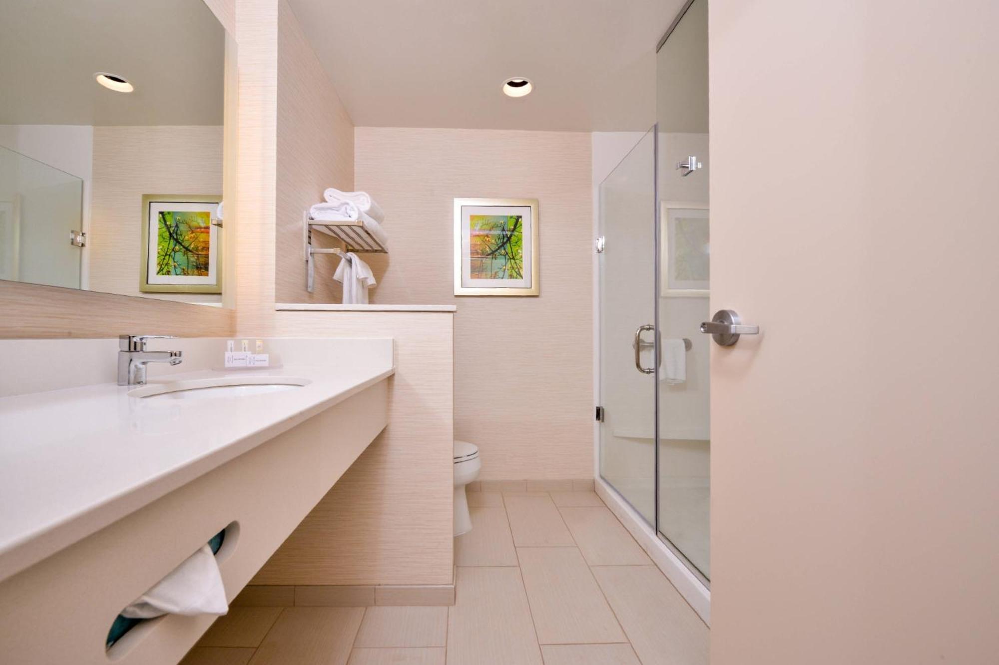 Fairfield Inn & Suites By Marriott Plymouth White Mountains Eksteriør billede