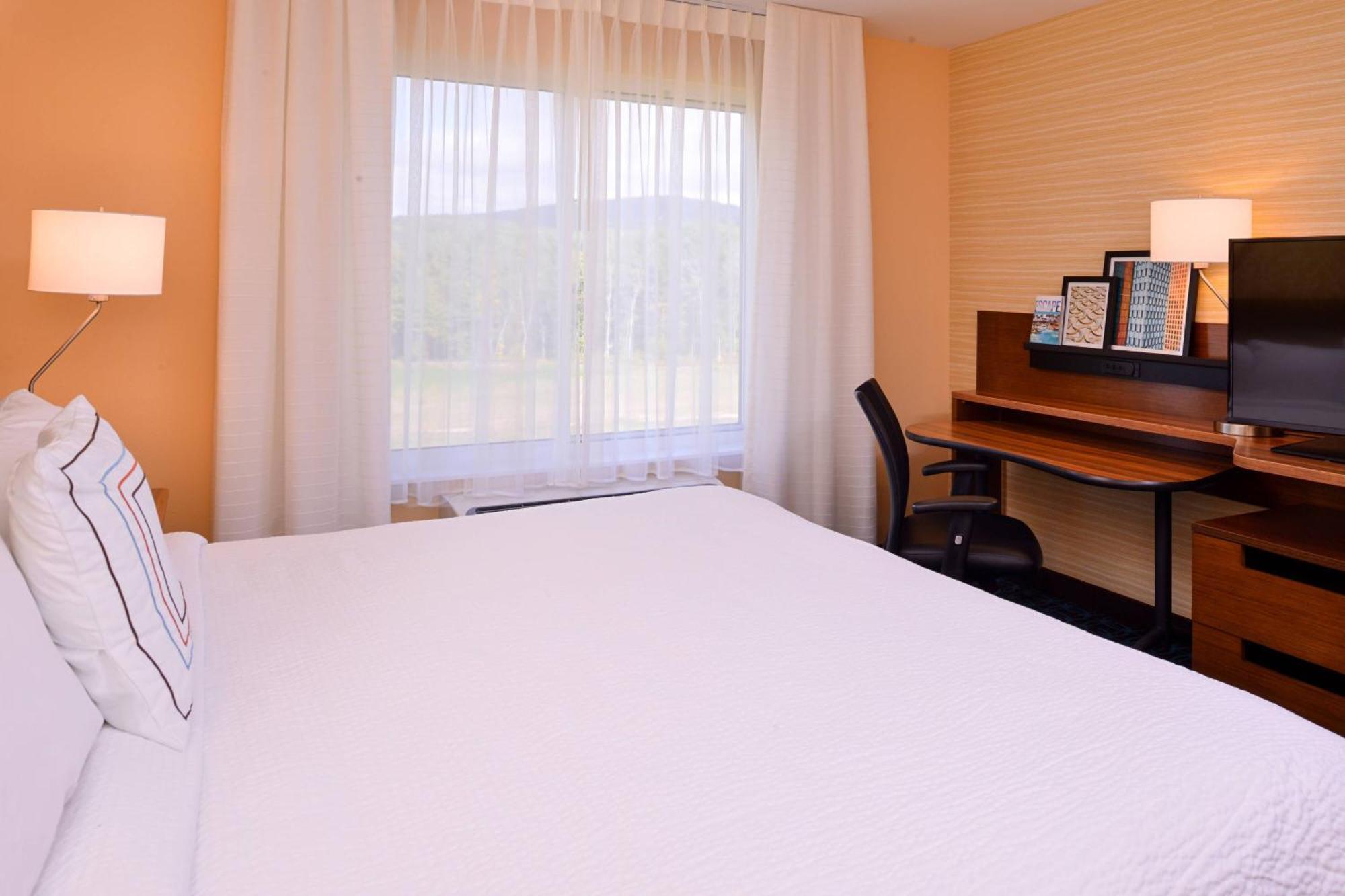 Fairfield Inn & Suites By Marriott Plymouth White Mountains Eksteriør billede