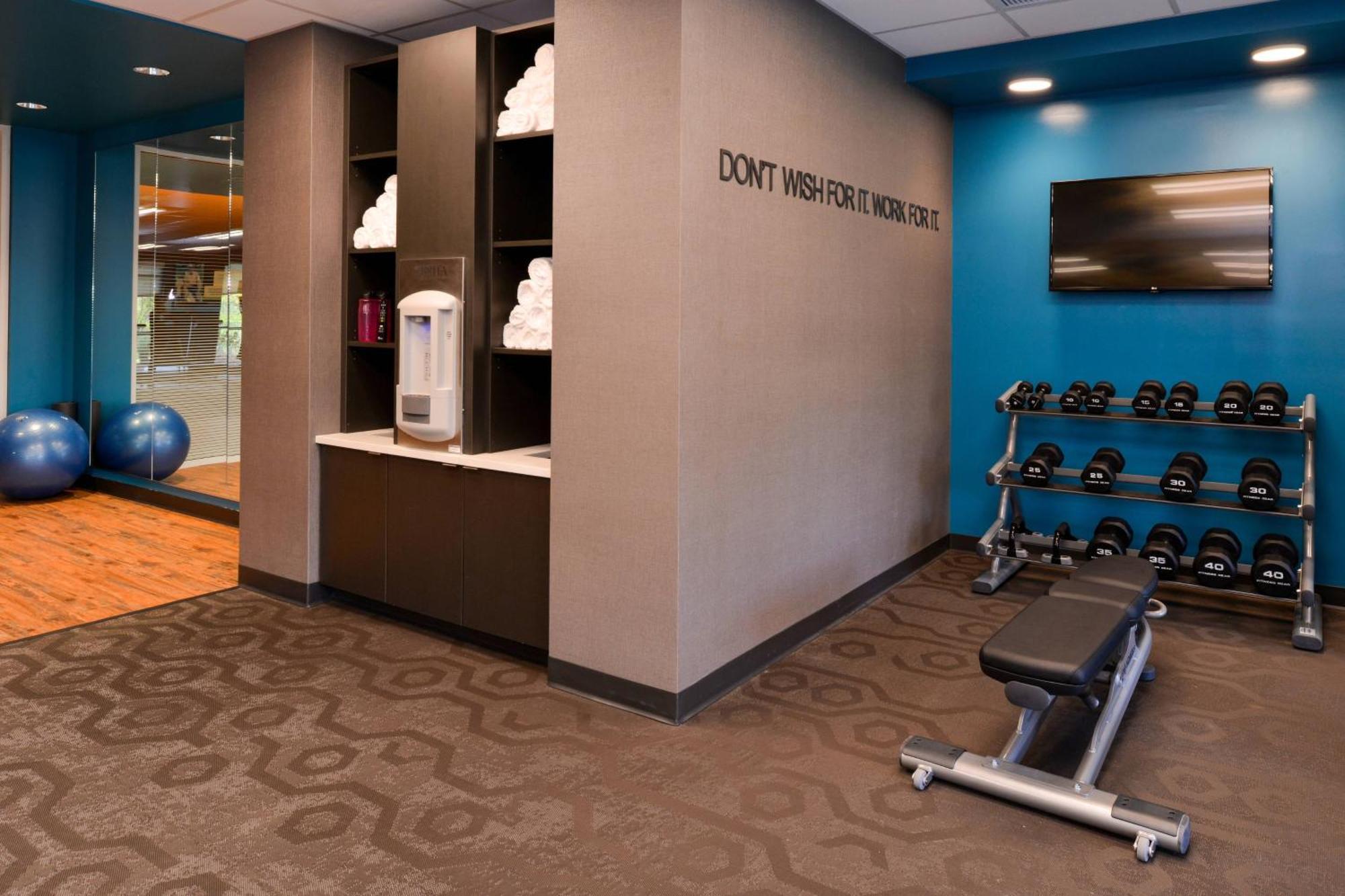 Fairfield Inn & Suites By Marriott Plymouth White Mountains Eksteriør billede