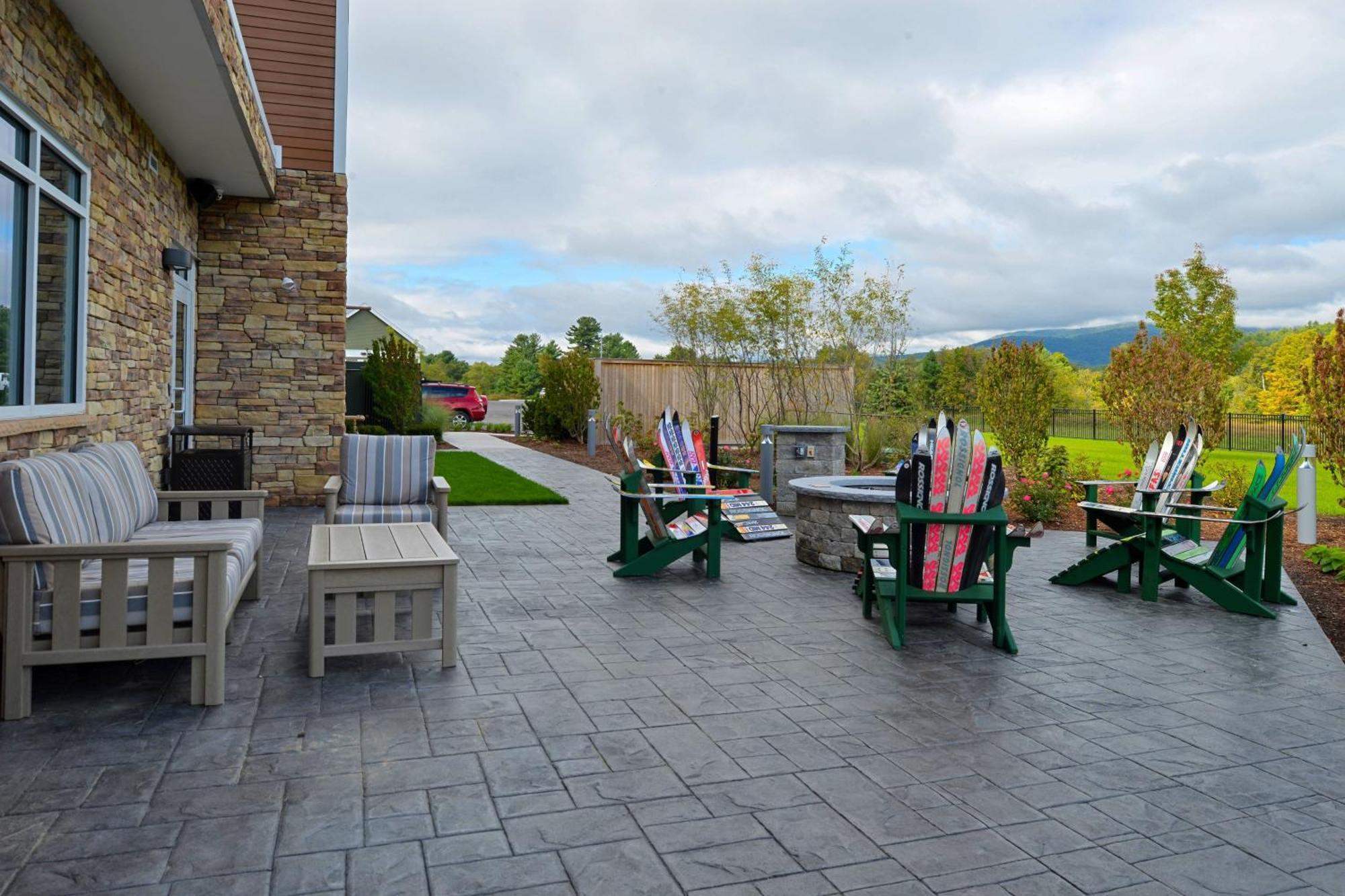 Fairfield Inn & Suites By Marriott Plymouth White Mountains Eksteriør billede