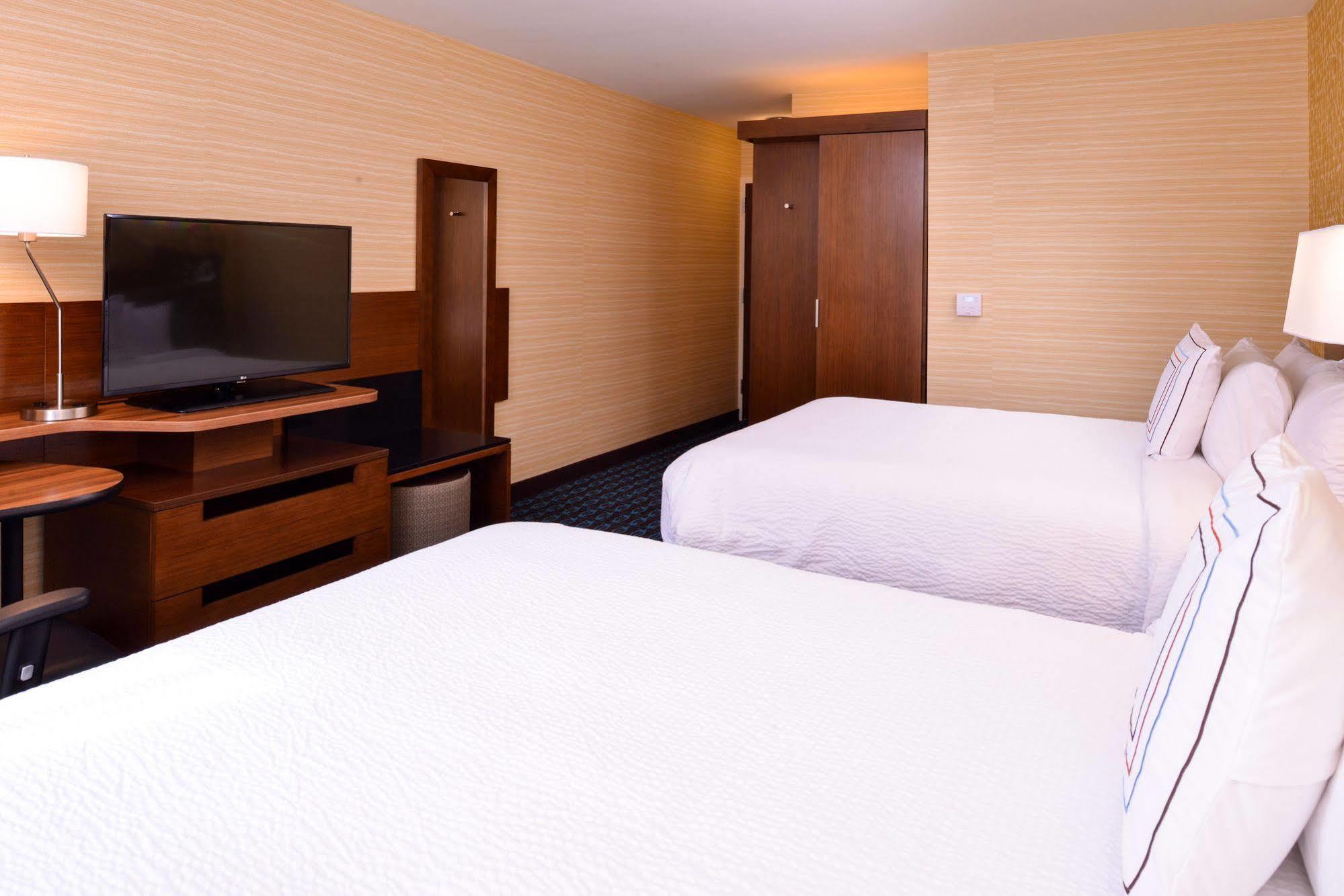 Fairfield Inn & Suites By Marriott Plymouth White Mountains Eksteriør billede