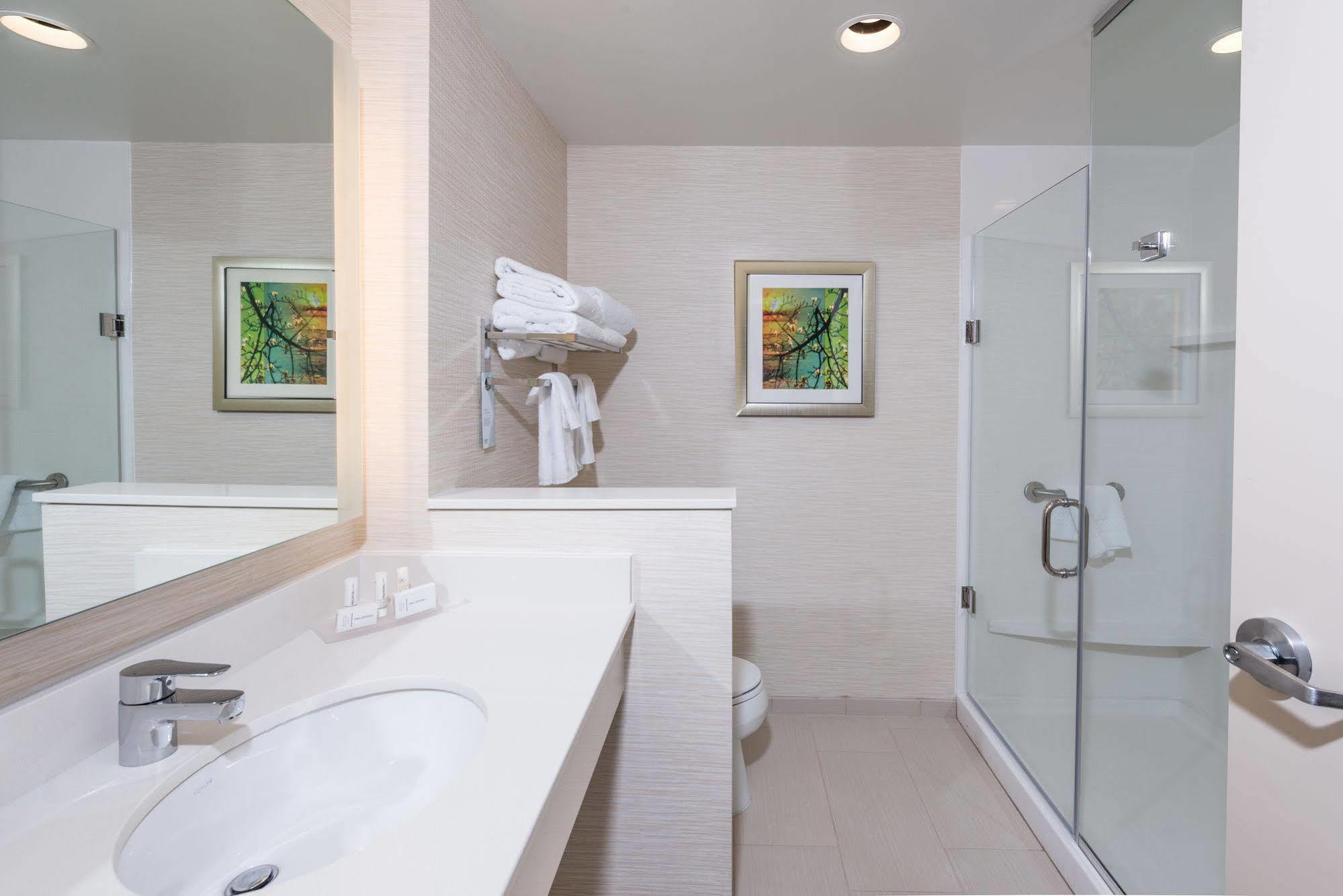 Fairfield Inn & Suites By Marriott Plymouth White Mountains Eksteriør billede